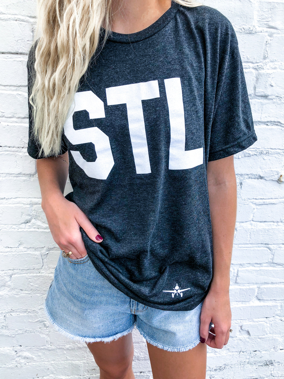 STL - Unisex Airport Code Graphic T-Shirt